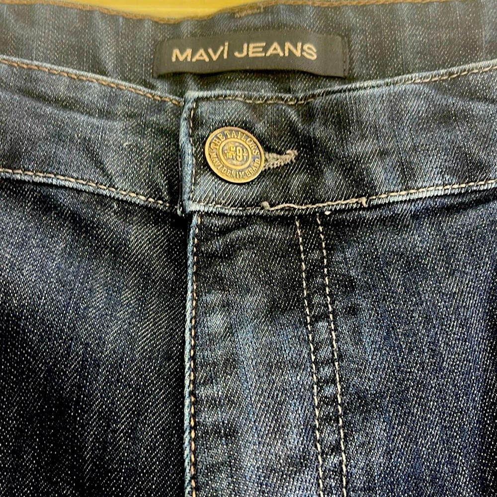 Men’s jeans- relaxed straight fit.